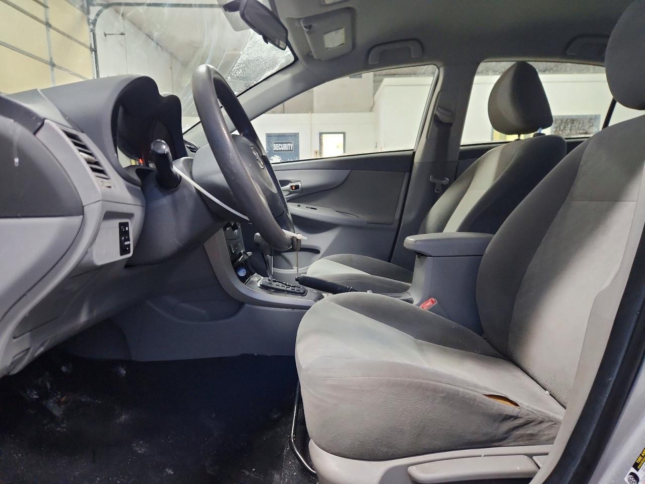 2009 TOYOTA COROLLA