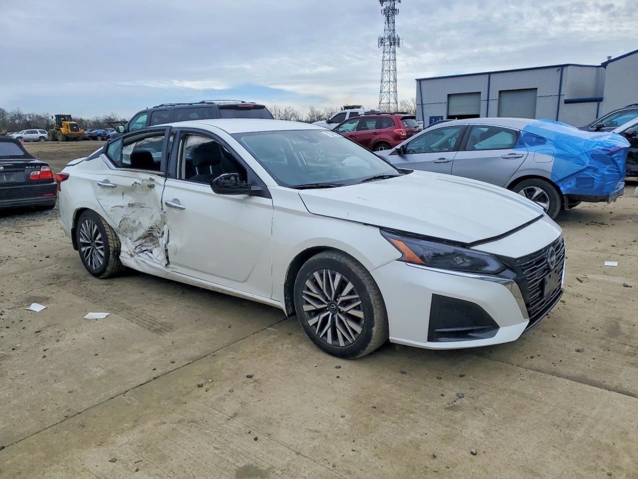 2024 NISSAN ALTIMA