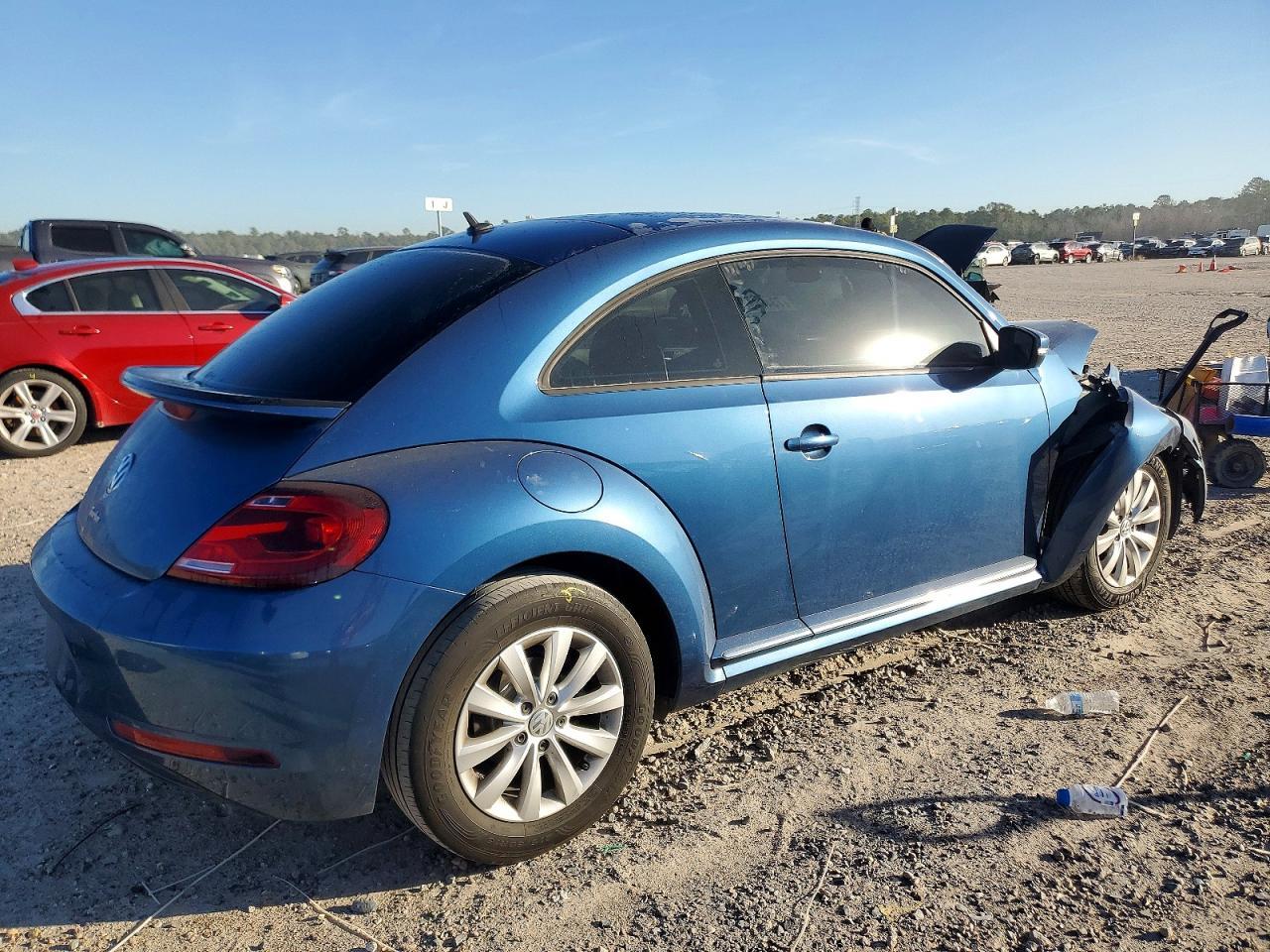 2019 VOLKSWAGEN Beetle
