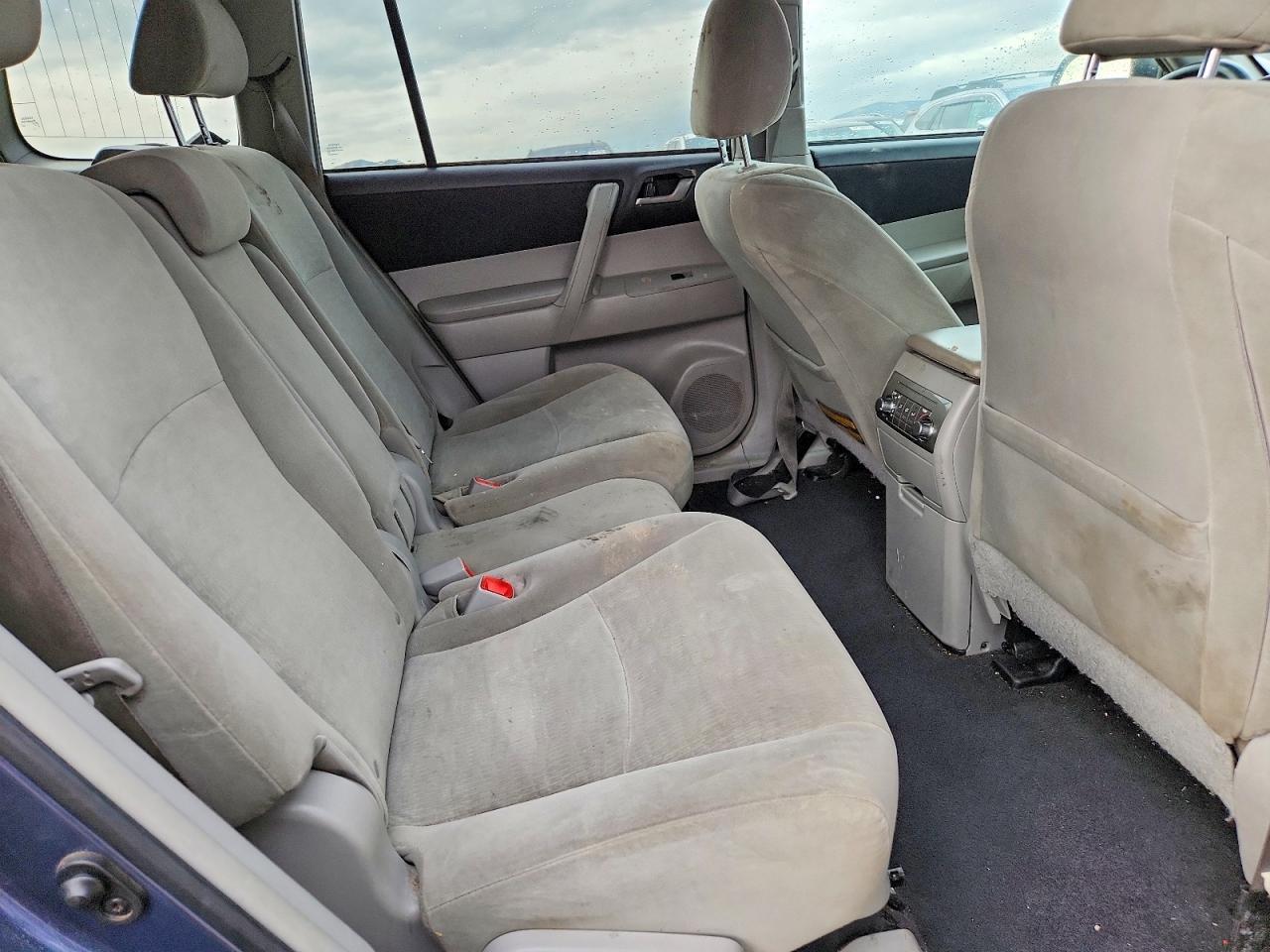 2013 TOYOTA HIGHLANDER