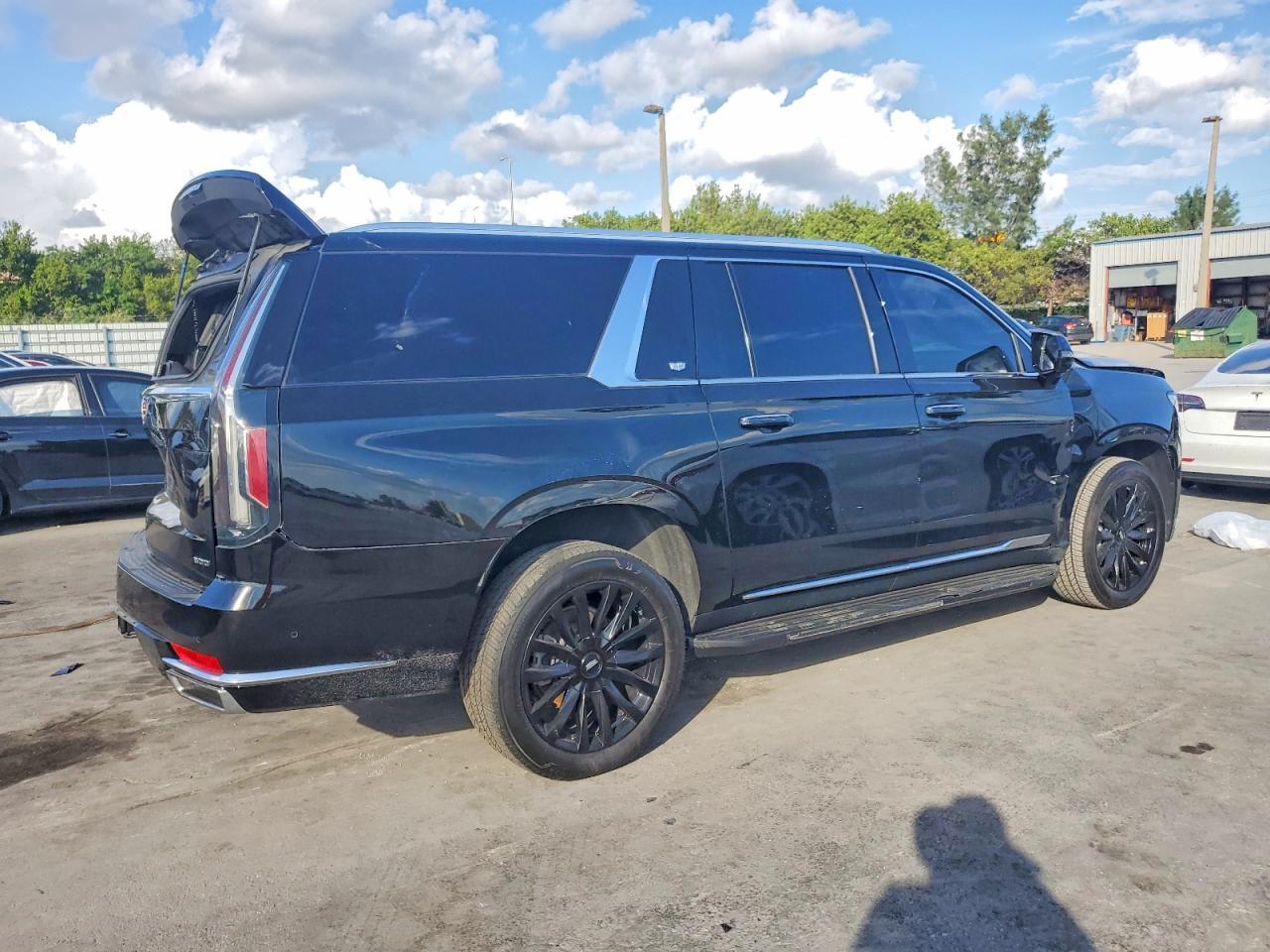2022 CADILLAC Escalade ESV