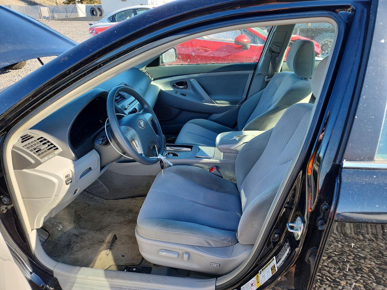 2010 TOYOTA CAMRY