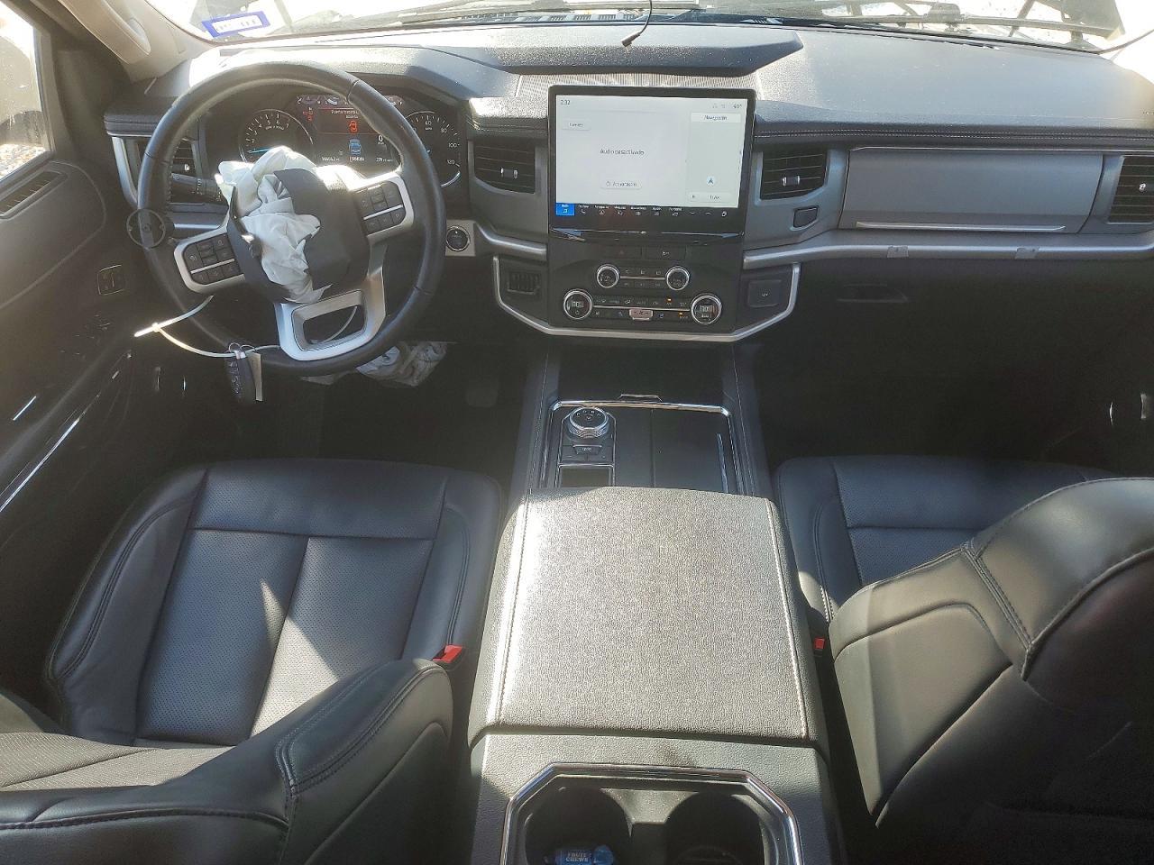 2023 FORD Expedition