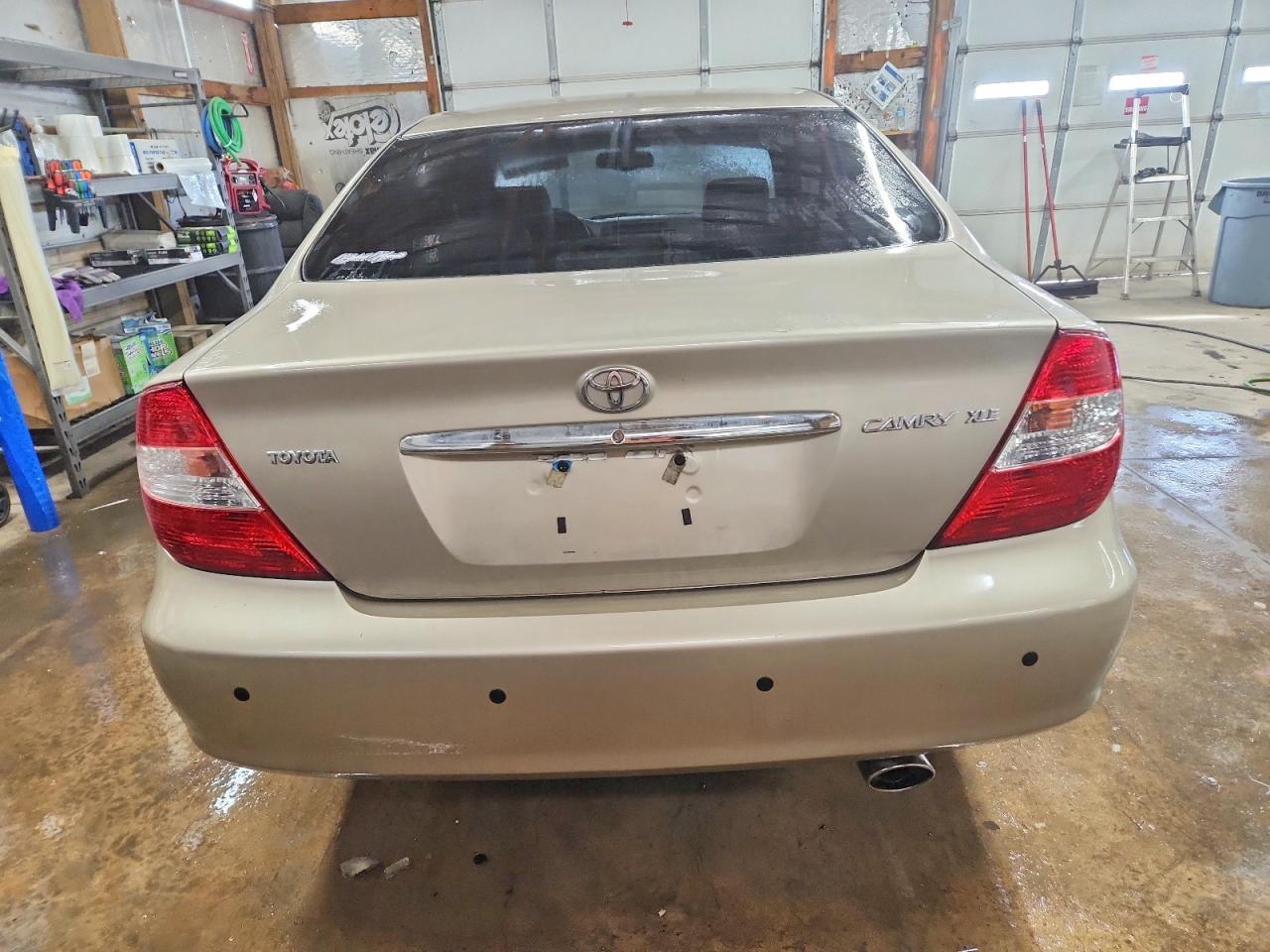 2004 TOYOTA CAMRY