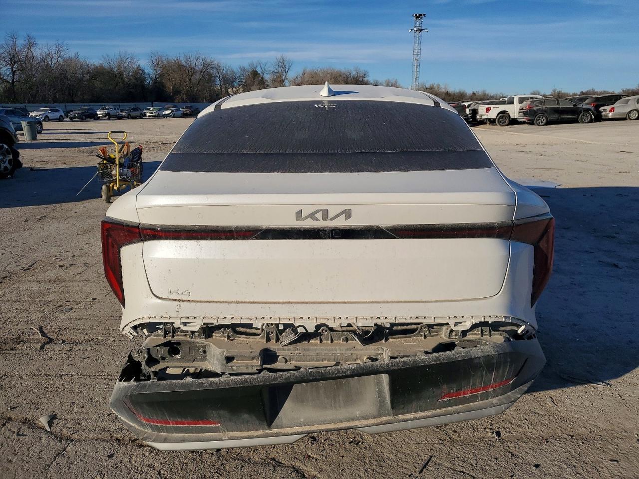 2025 KIA K4