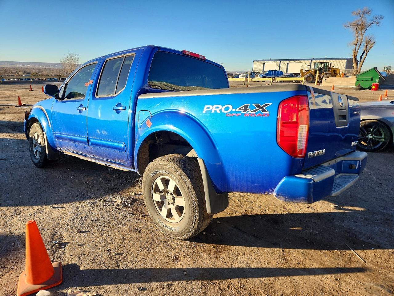 2012 NISSAN Frontier