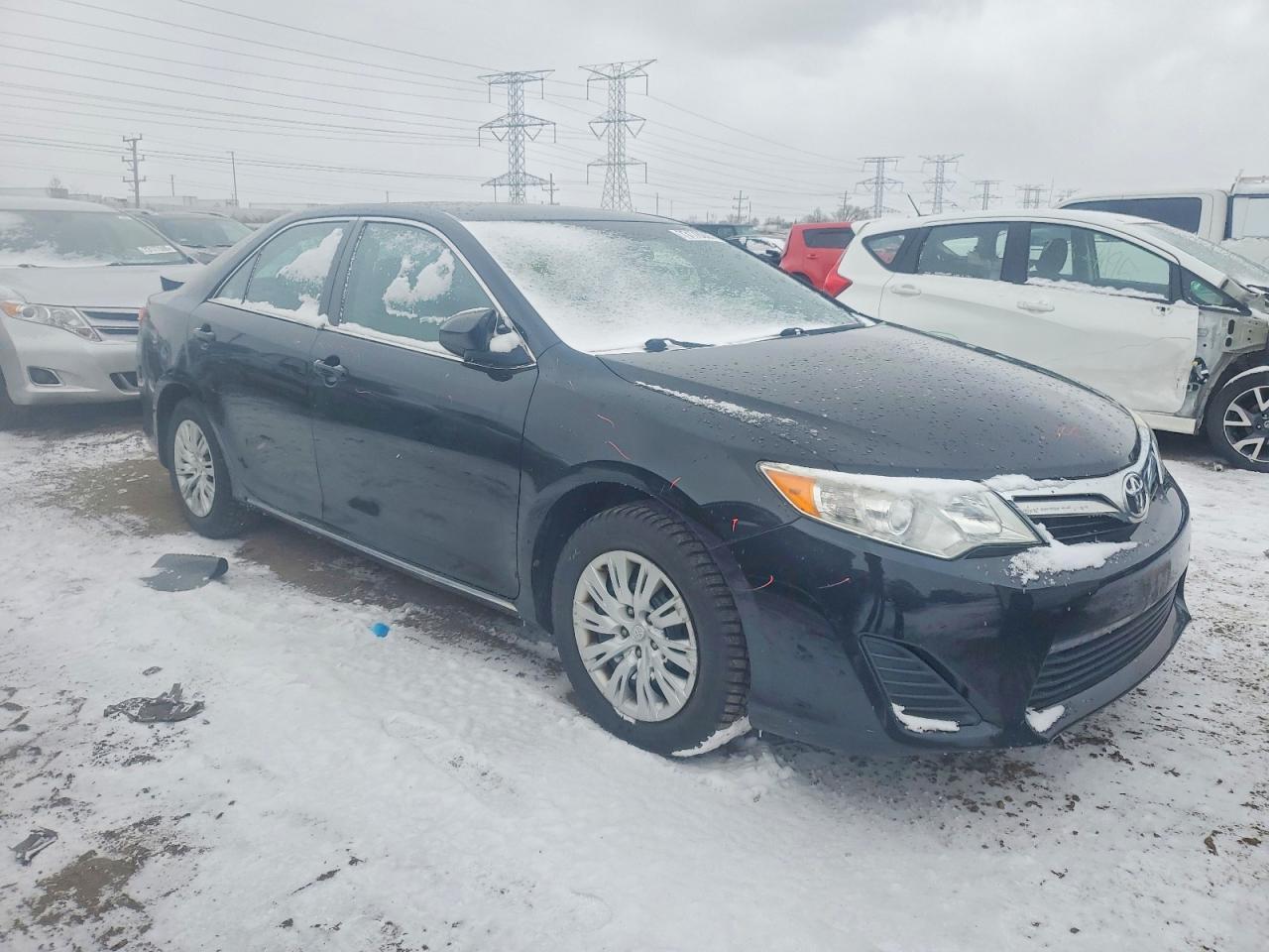 2014 TOYOTA CAMRY