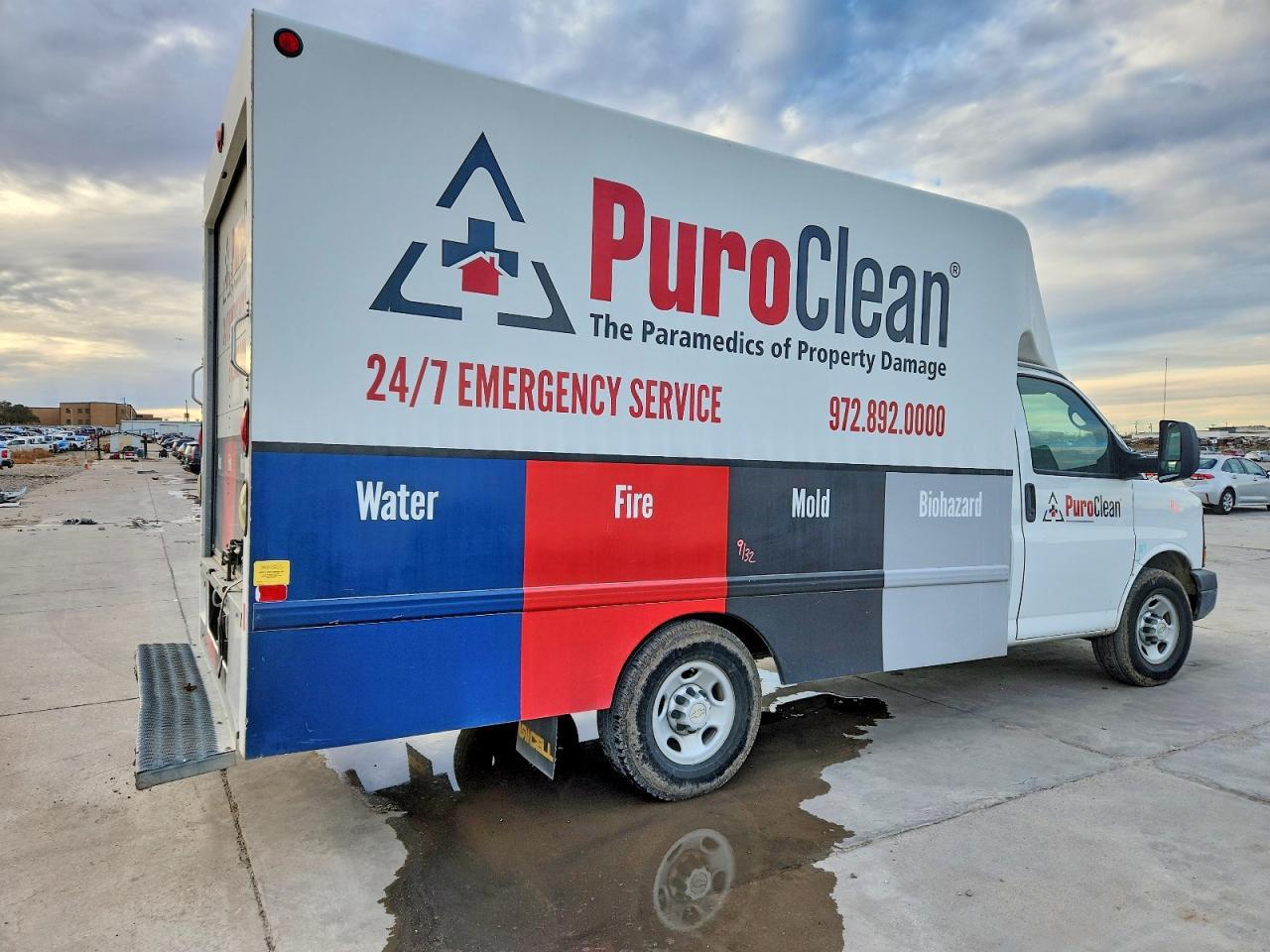 2013 CHEVROLET EXPRESS 2500