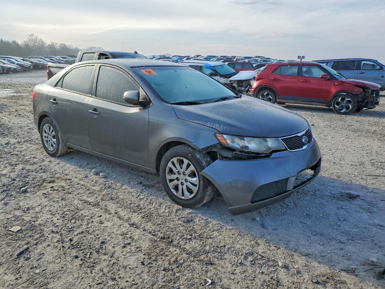 2013 KIA FORTE