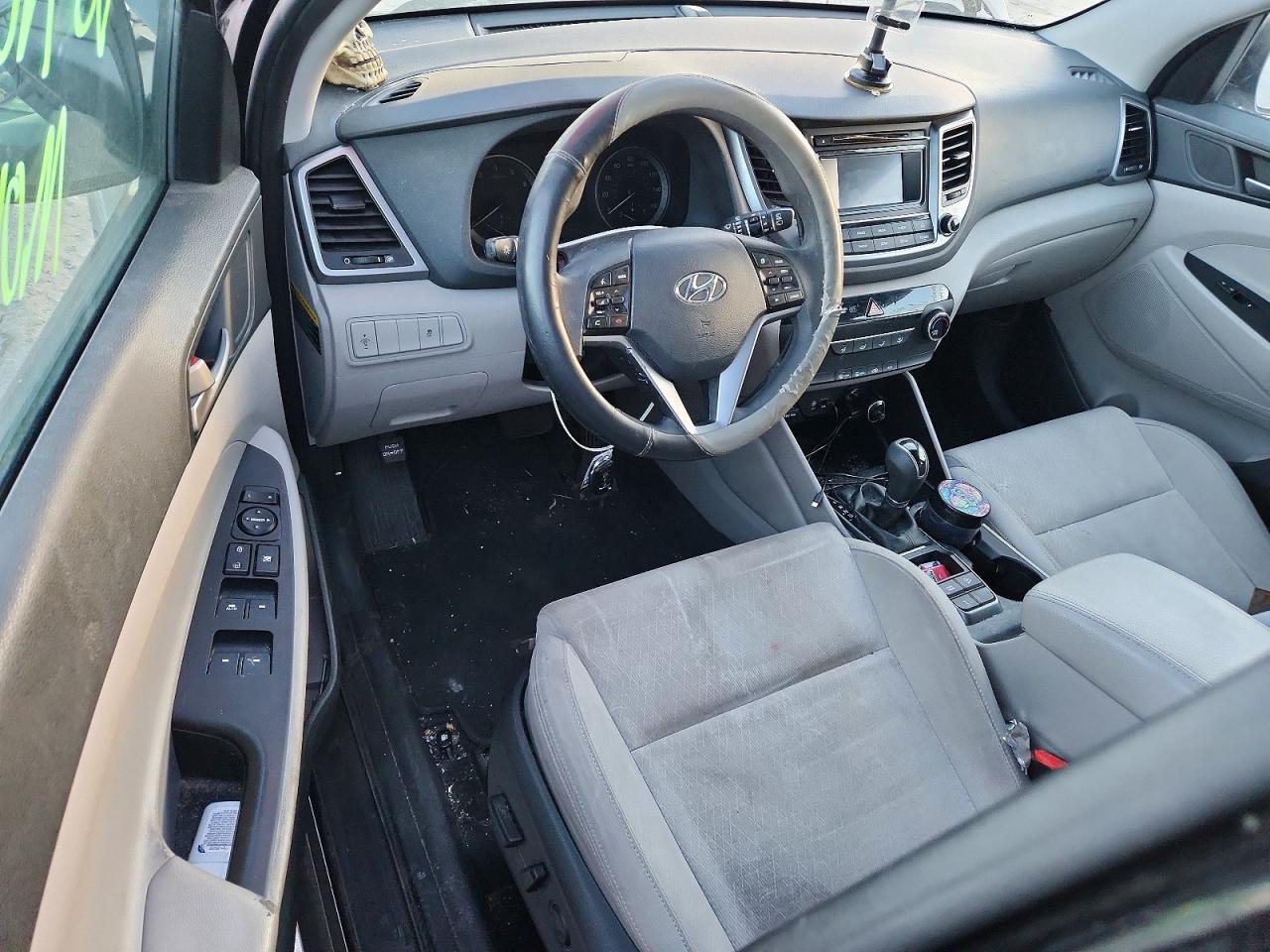 2017 HYUNDAI TUCSON