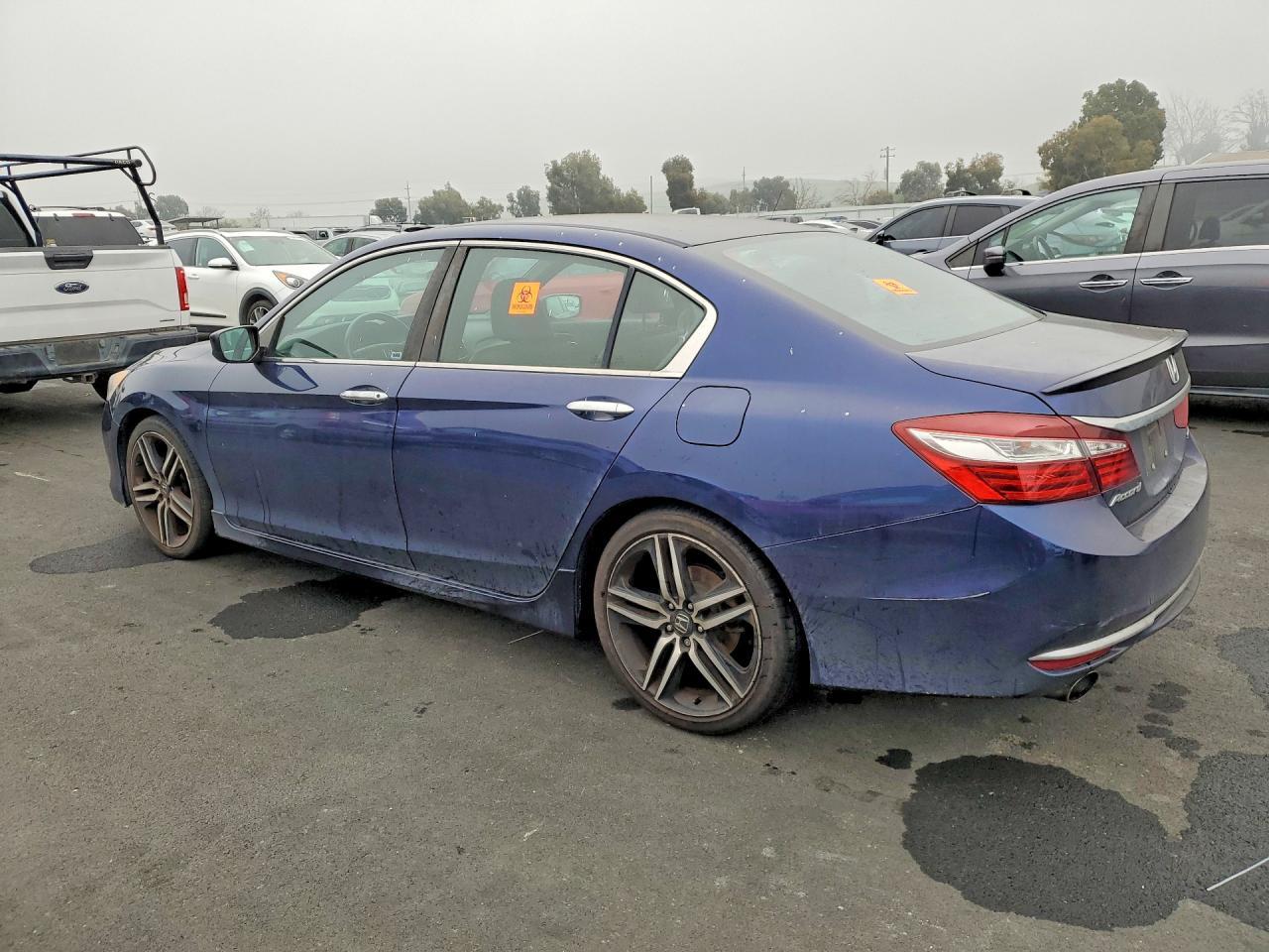 2016 HONDA ACCORD