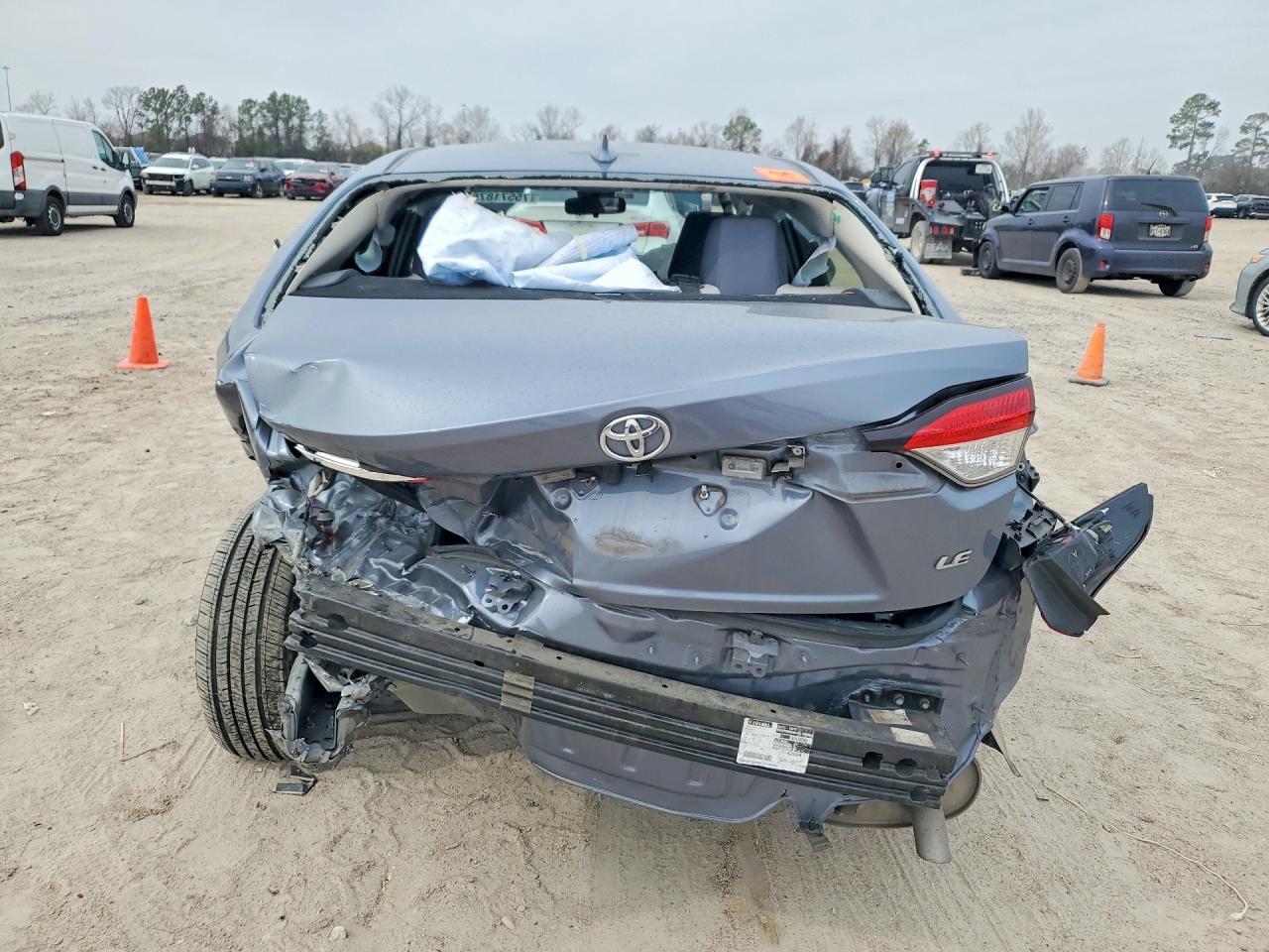 2021 TOYOTA COROLLA