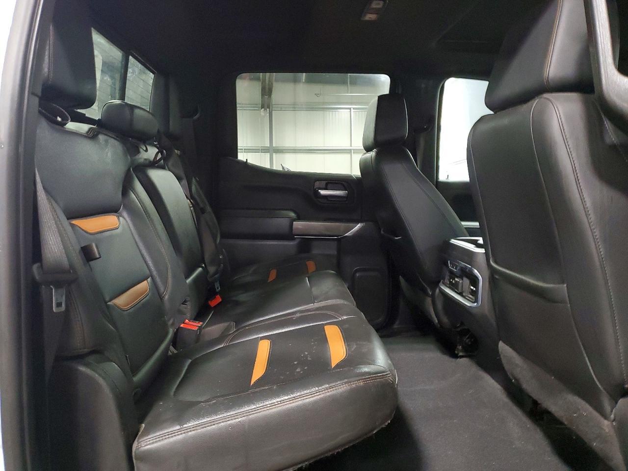2020 GMC Sierra