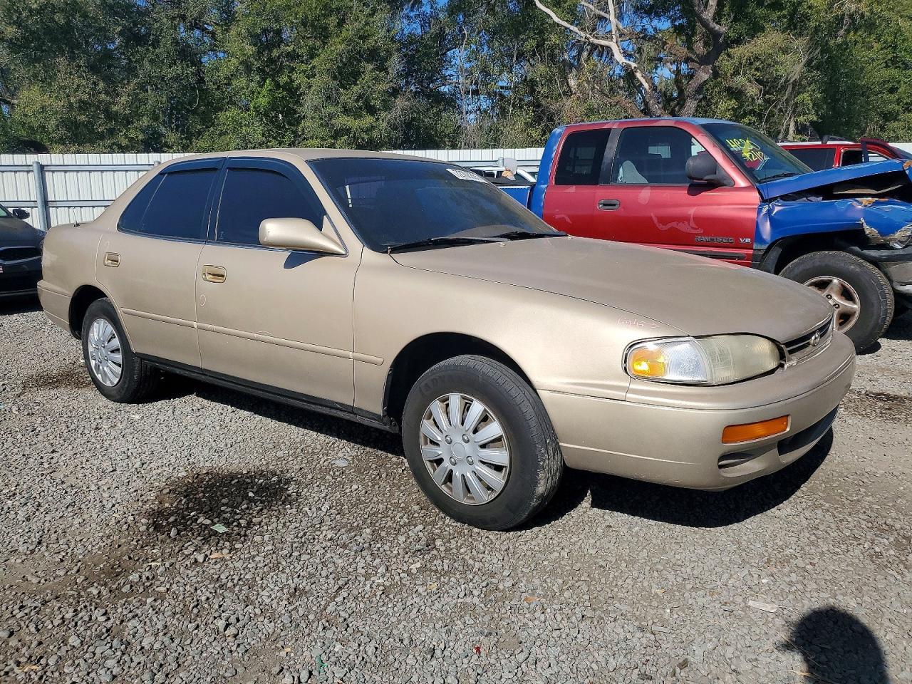 1996 TOYOTA CAMRY