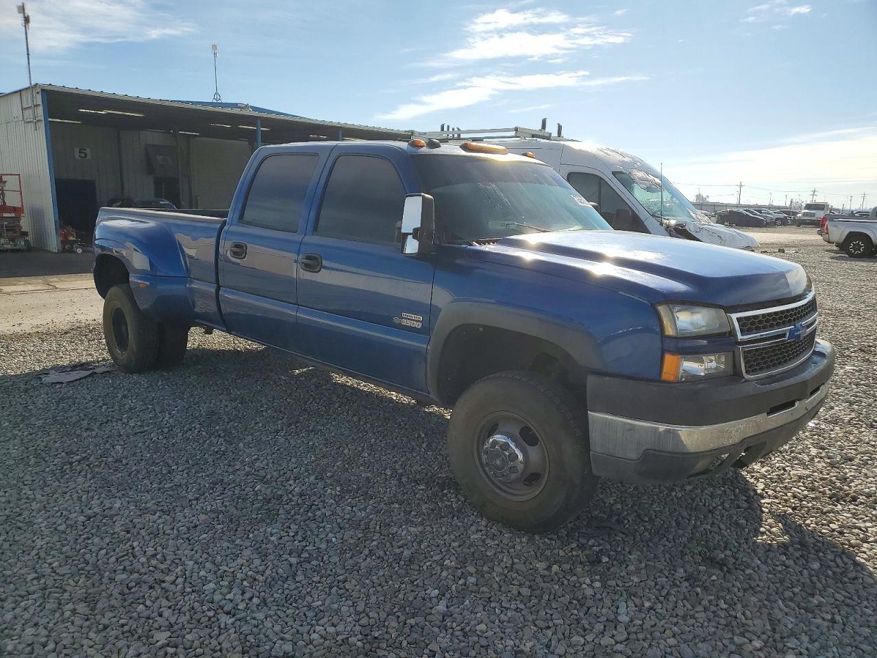 2004 CHEVROLET Silverado 3500