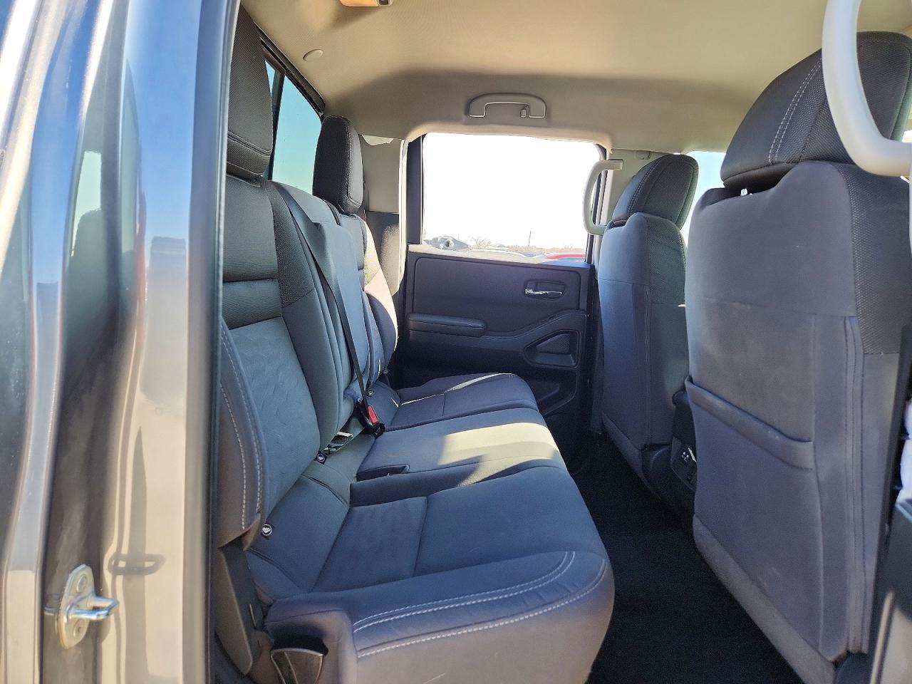 2024 NISSAN Frontier