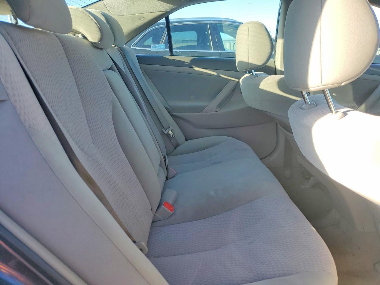 2011 TOYOTA CAMRY