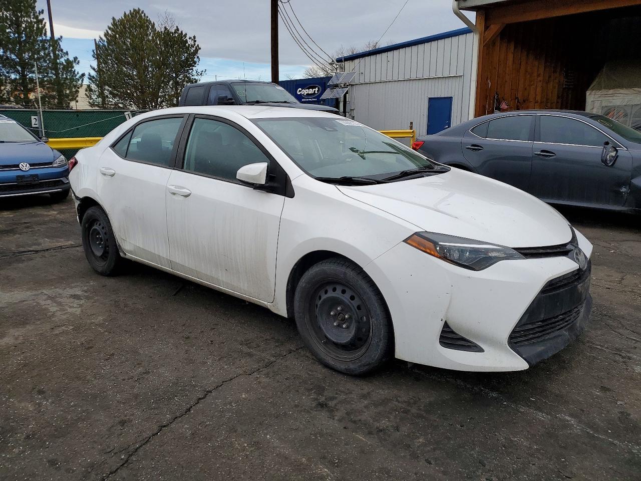 2018 TOYOTA COROLLA