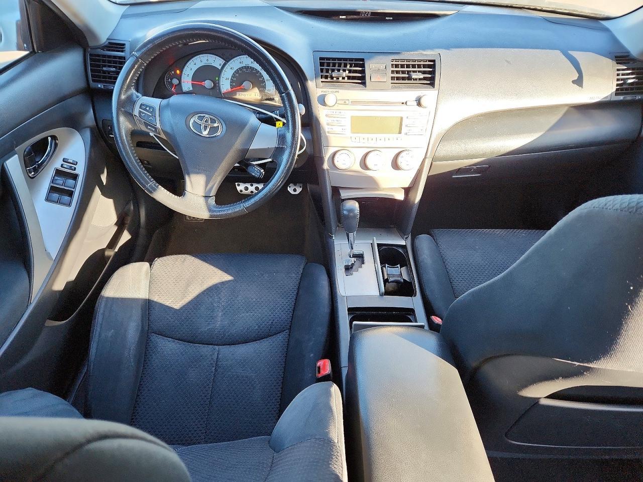 2011 TOYOTA CAMRY
