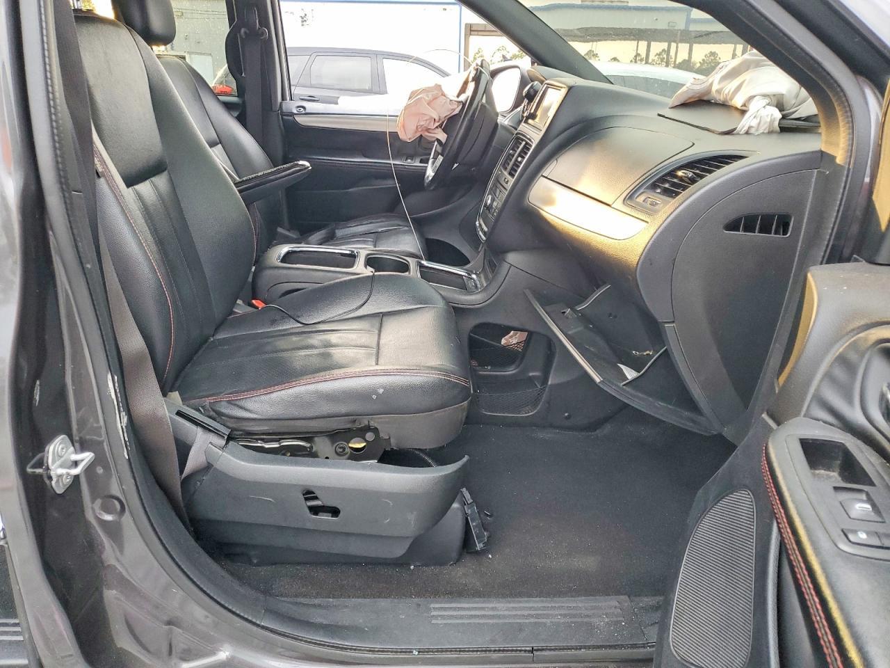 2017 DODGE GRAND CARAVAN
