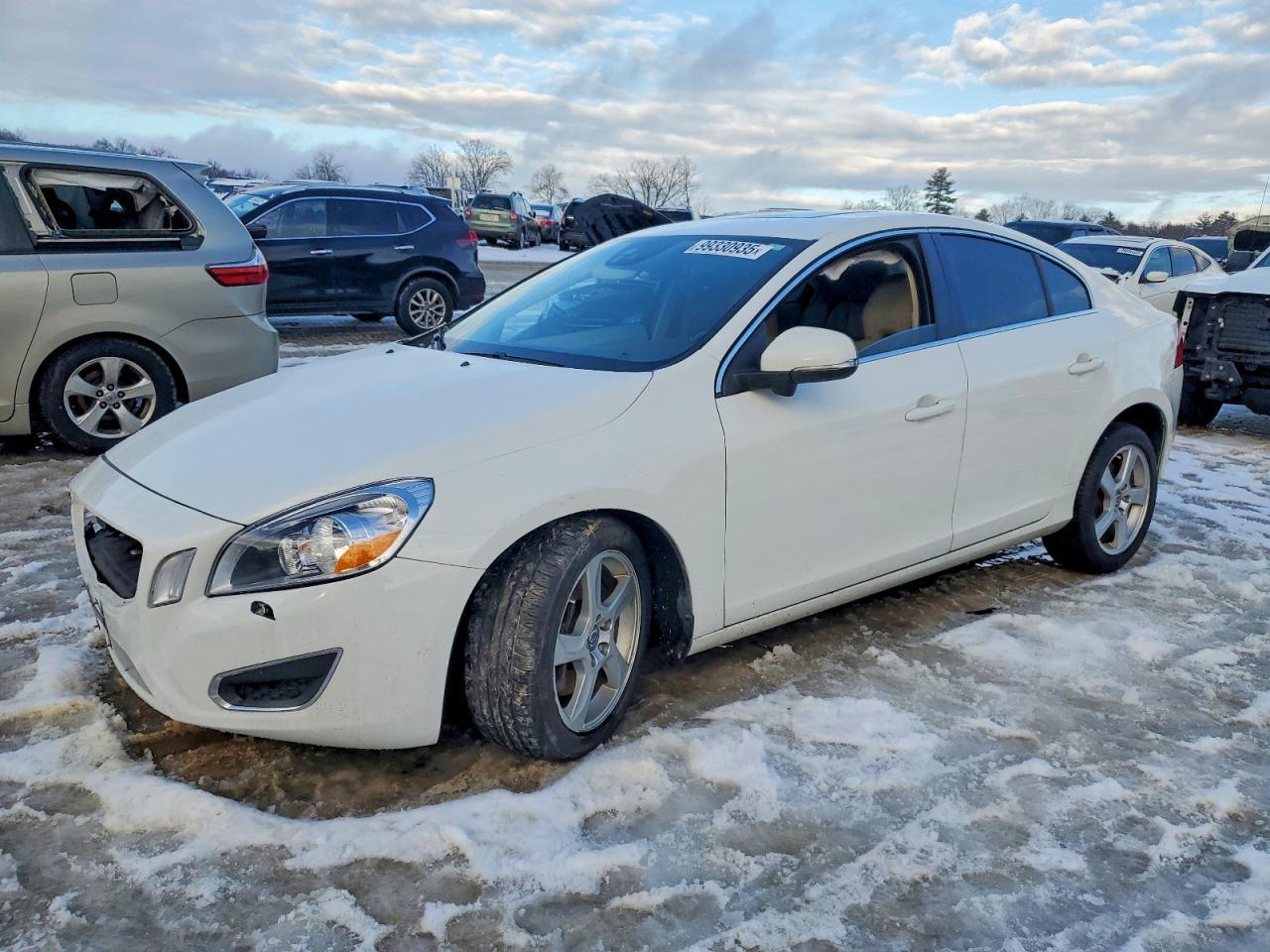 2013 VOLVO S60