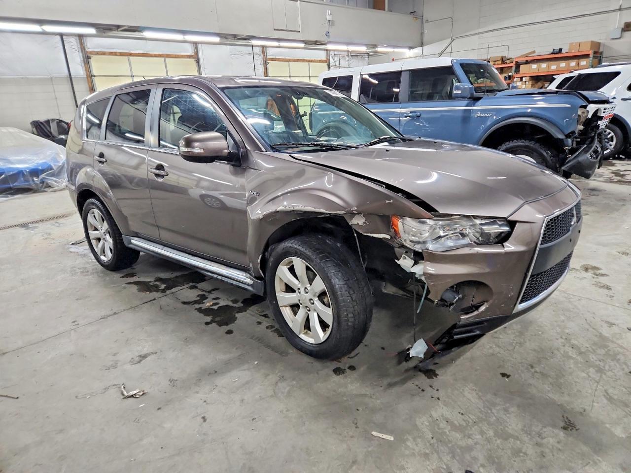 2012 MITSUBISHI outlander