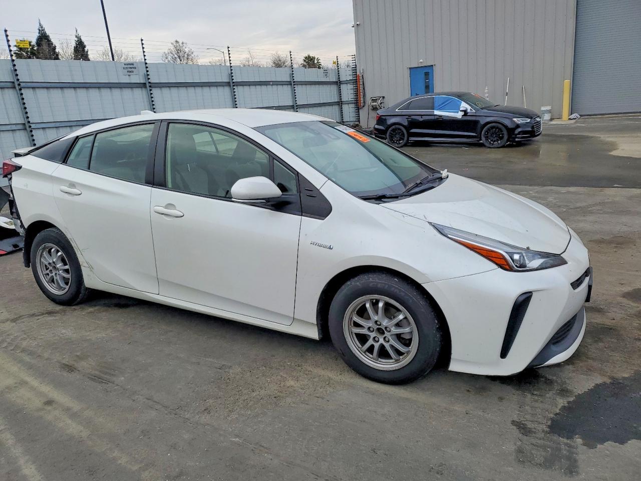 2020 TOYOTA PRIUS