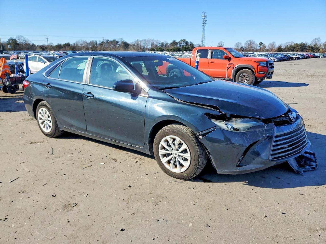 2016 TOYOTA CAMRY