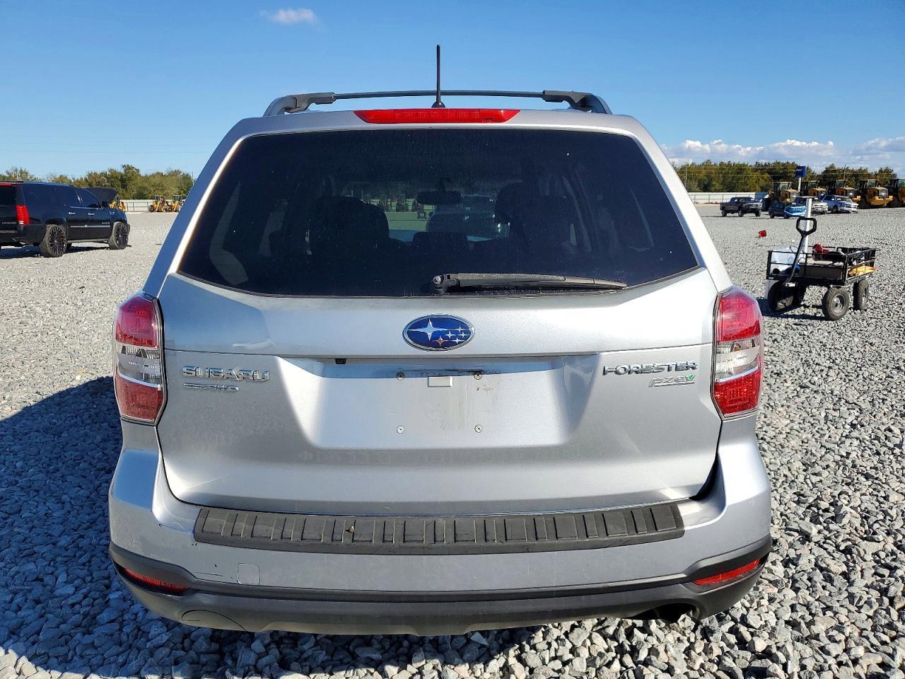 2015 SUBARU FORESTER