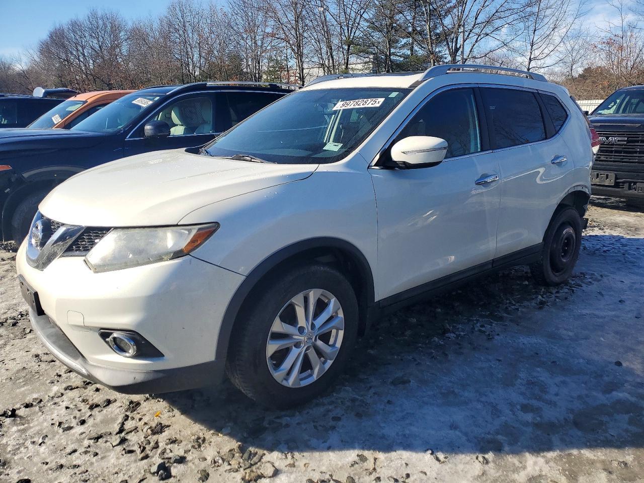 2015 NISSAN ROGUE