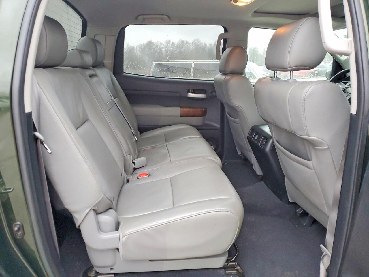 2012 TOYOTA TUNDRA