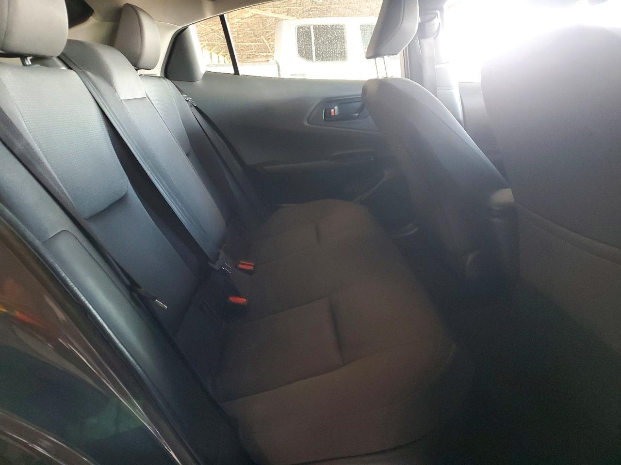 2024 TOYOTA PRIUS