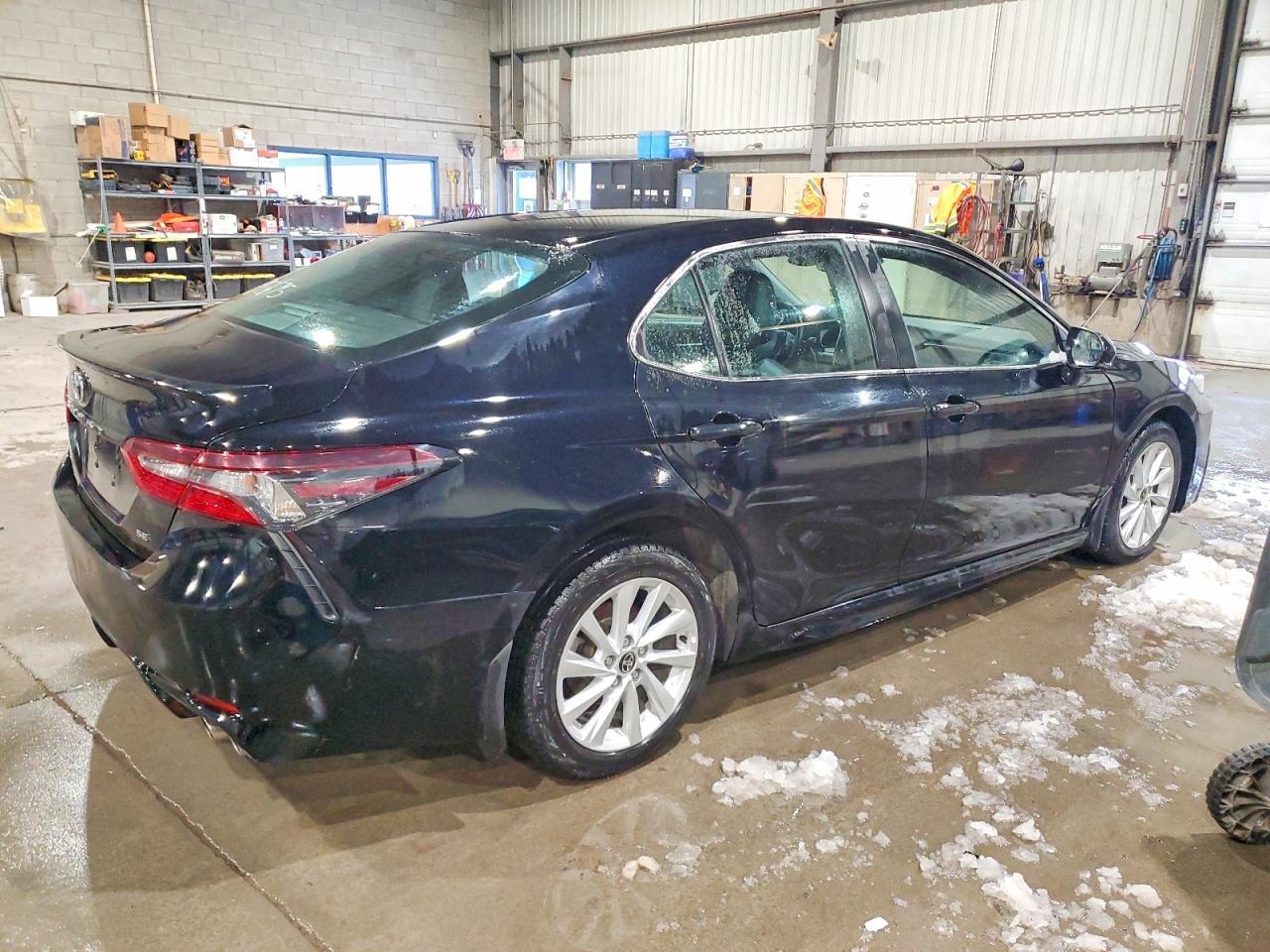 2022 TOYOTA CAMRY