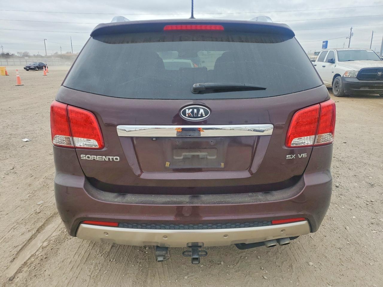 2011 KIA SORENTO