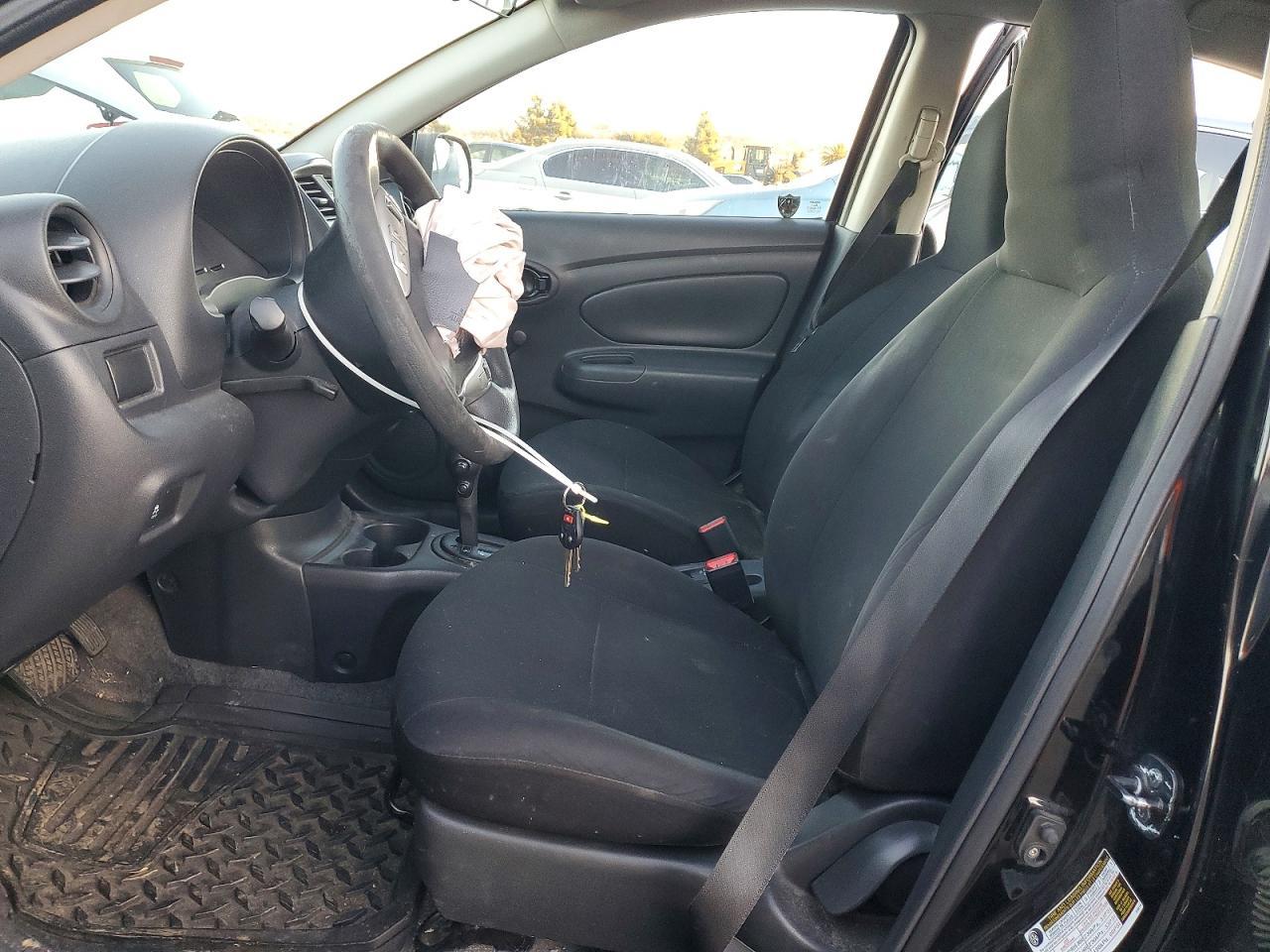 2015 NISSAN VERSA