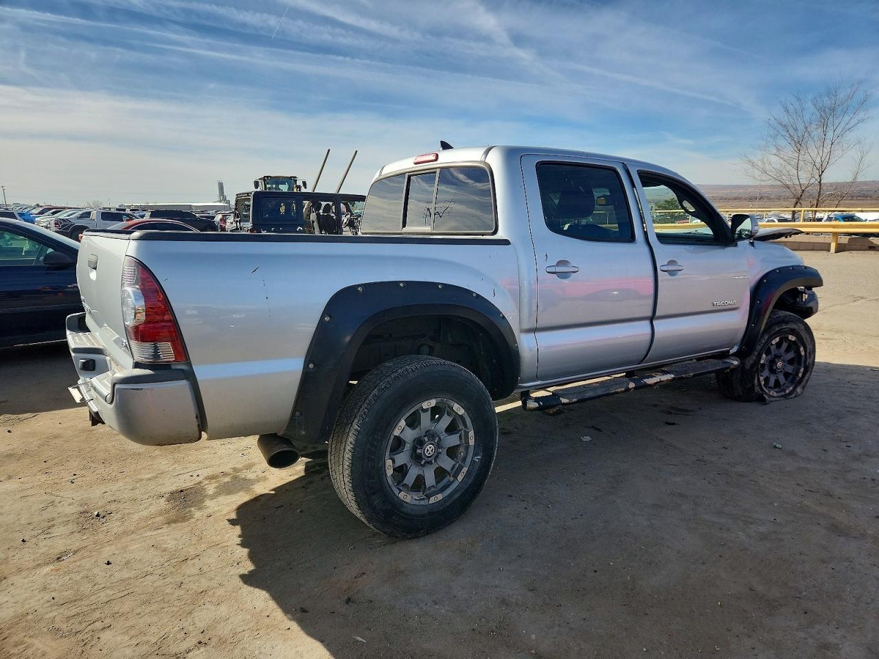 2012 TOYOTA TACOMA