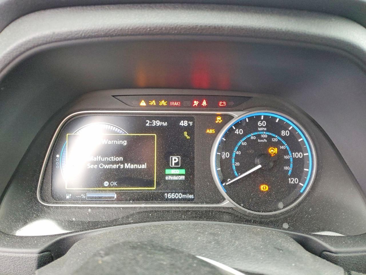 2023 NISSAN LEAF