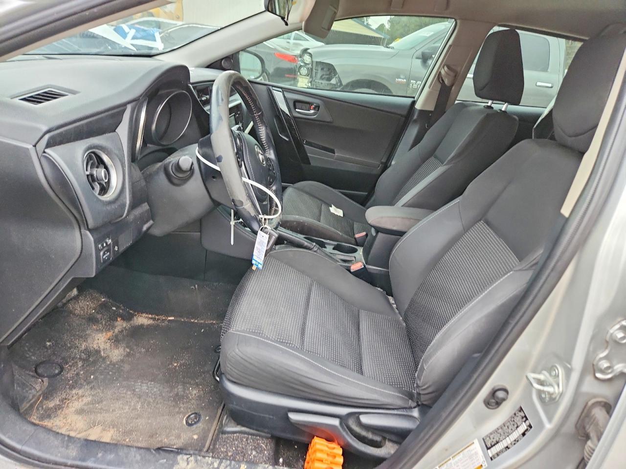 2017 TOYOTA COROLLA