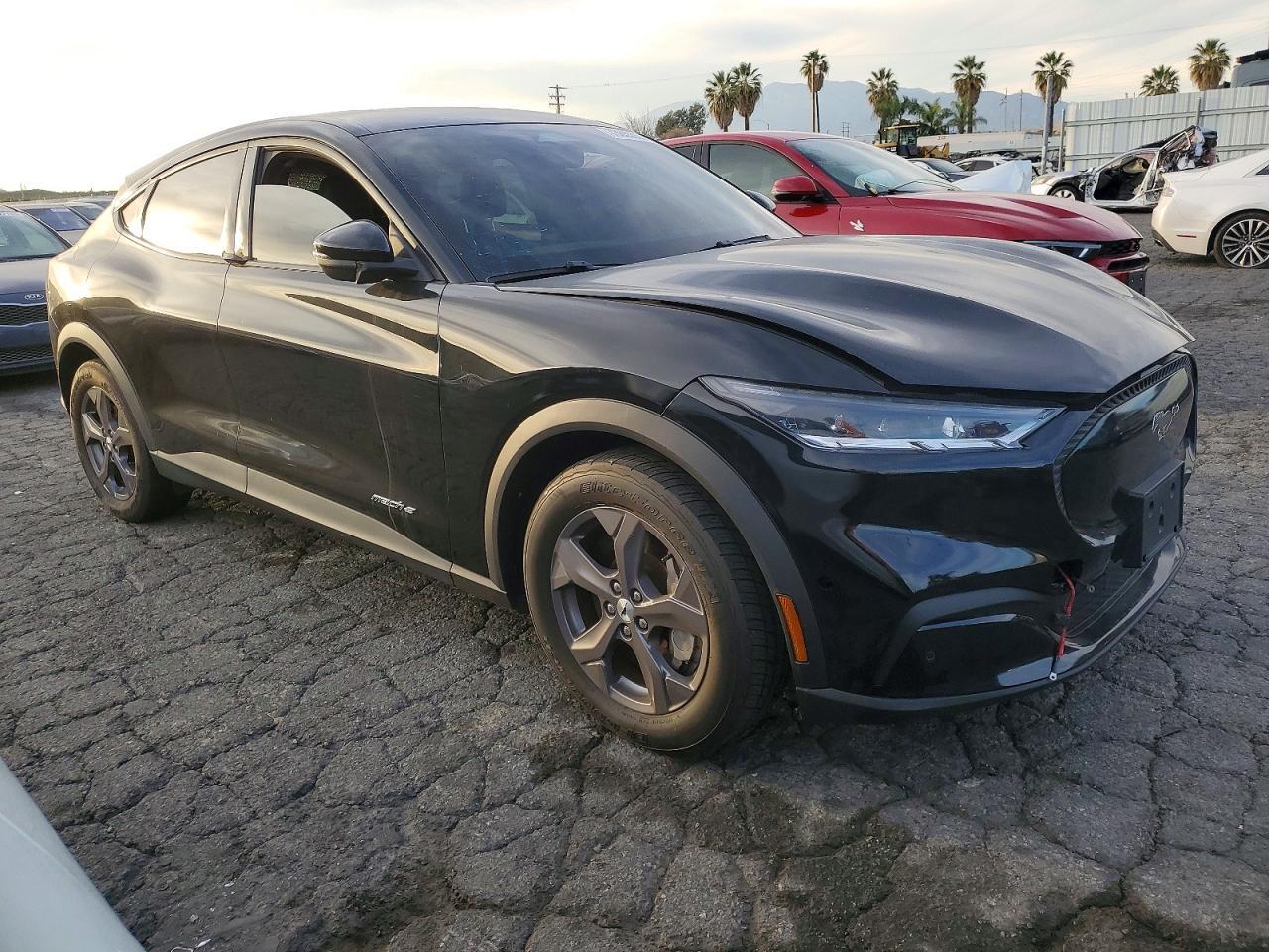 2022 FORD Mustang Mach-E