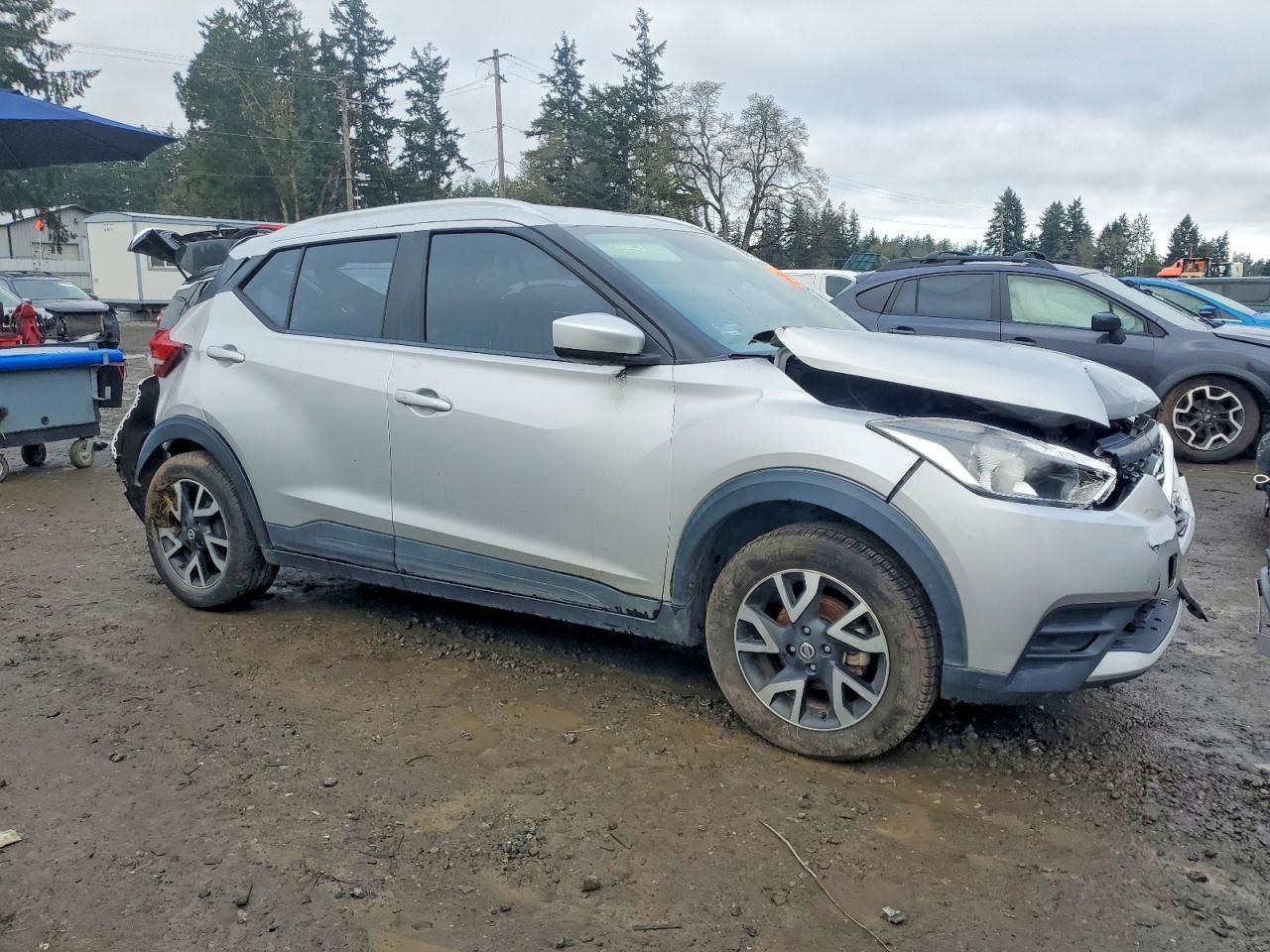 2018 NISSAN KICKS