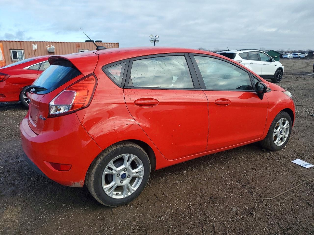 2015 FORD Fiesta