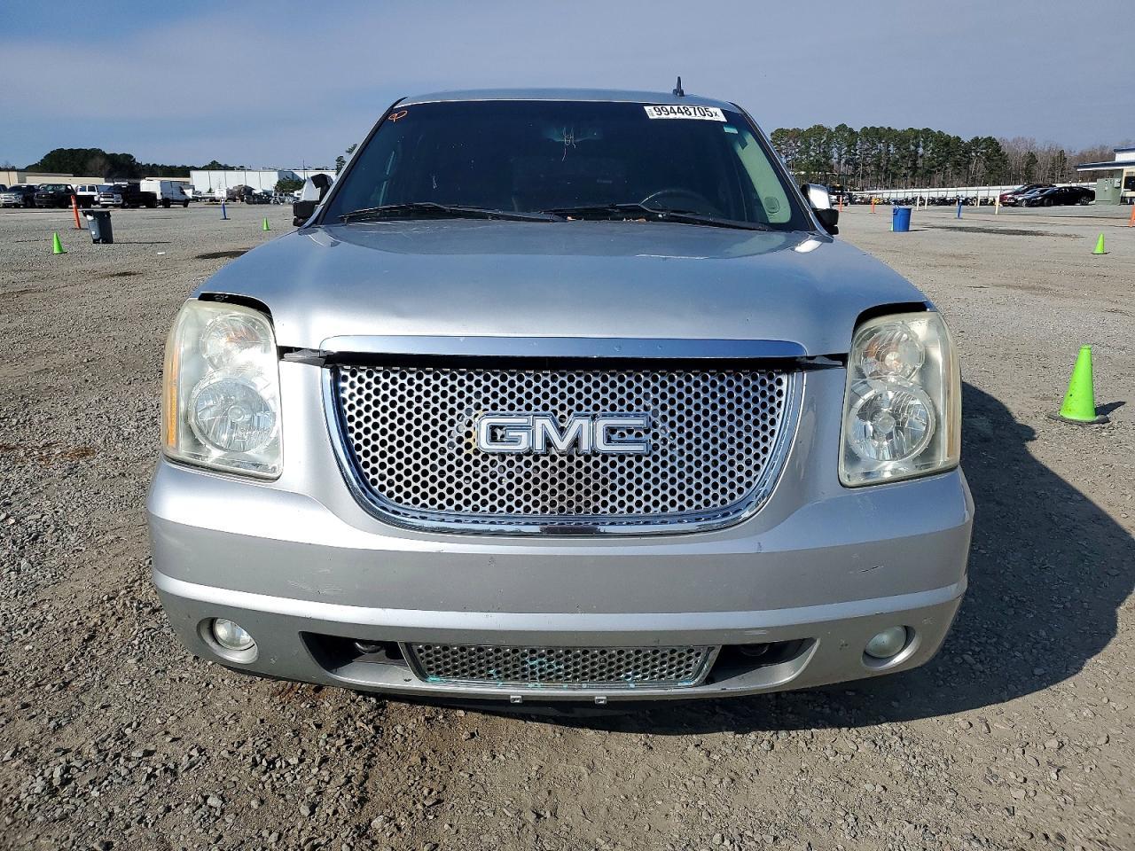 2011 GMC Yukon