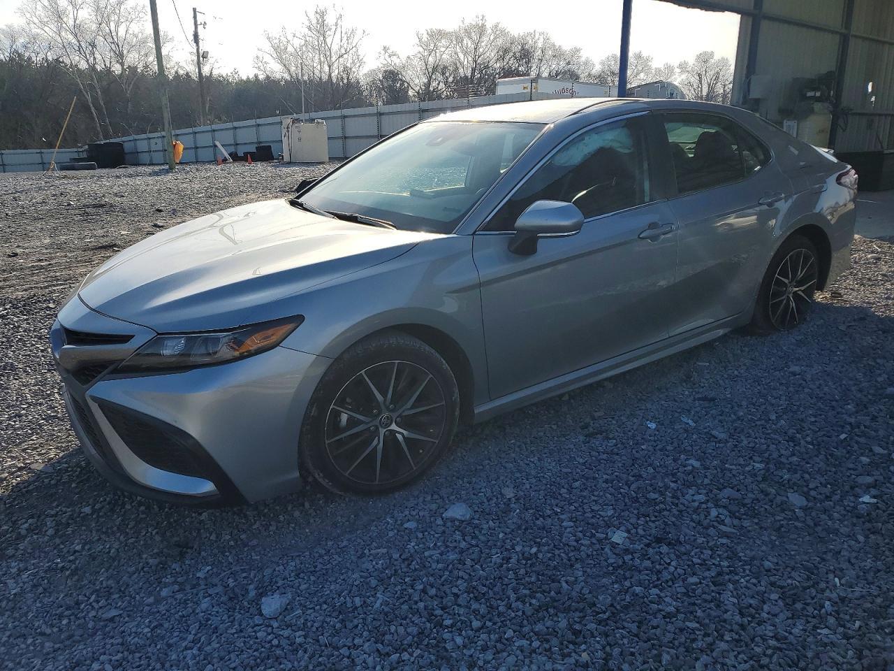 2024 TOYOTA CAMRY