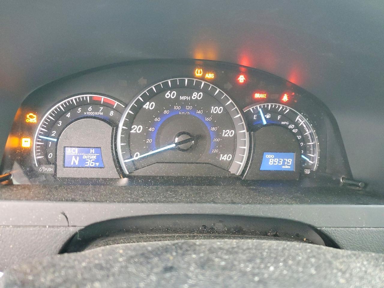 2014 TOYOTA CAMRY