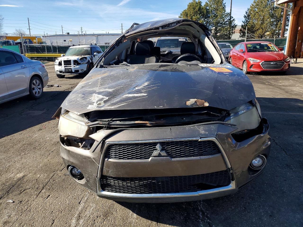 2010 MITSUBISHI outlander