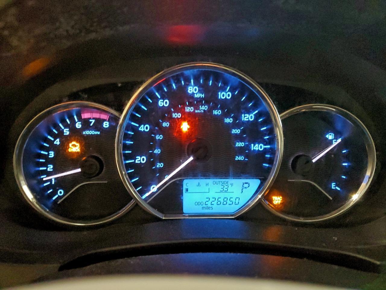 2016 TOYOTA COROLLA