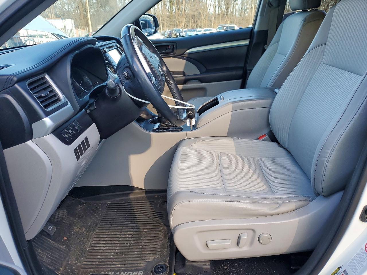 2018 TOYOTA HIGHLANDER