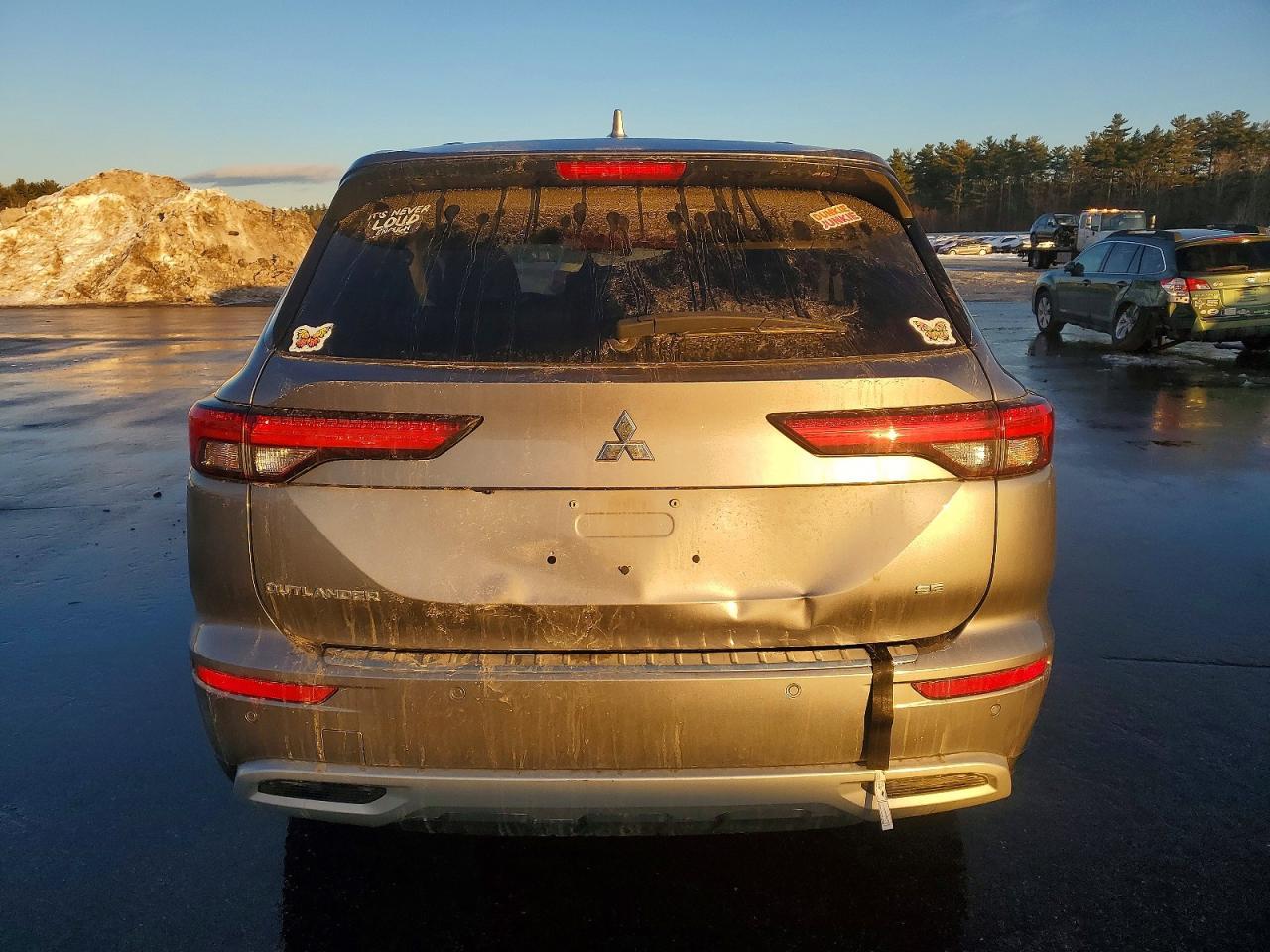 2022 MITSUBISHI outlander
