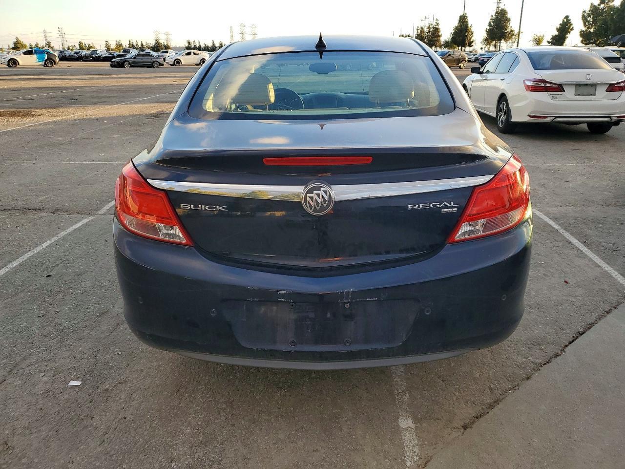 2011 BUICK Regal