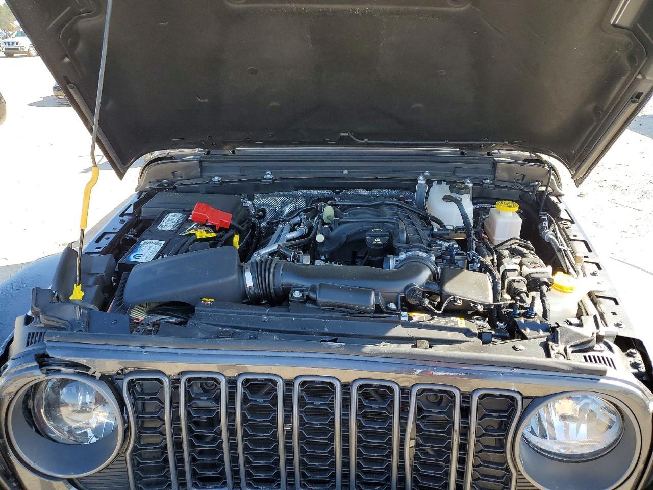 2025 JEEP Gladiator